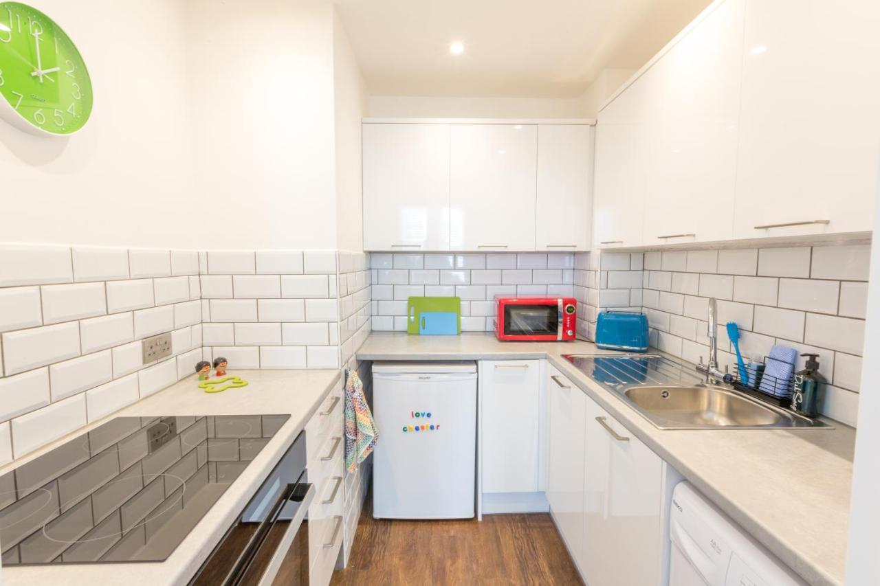 Chester Stays - Lovely Apartment In The Heart Of Chester With Free Parking מראה חיצוני תמונה
